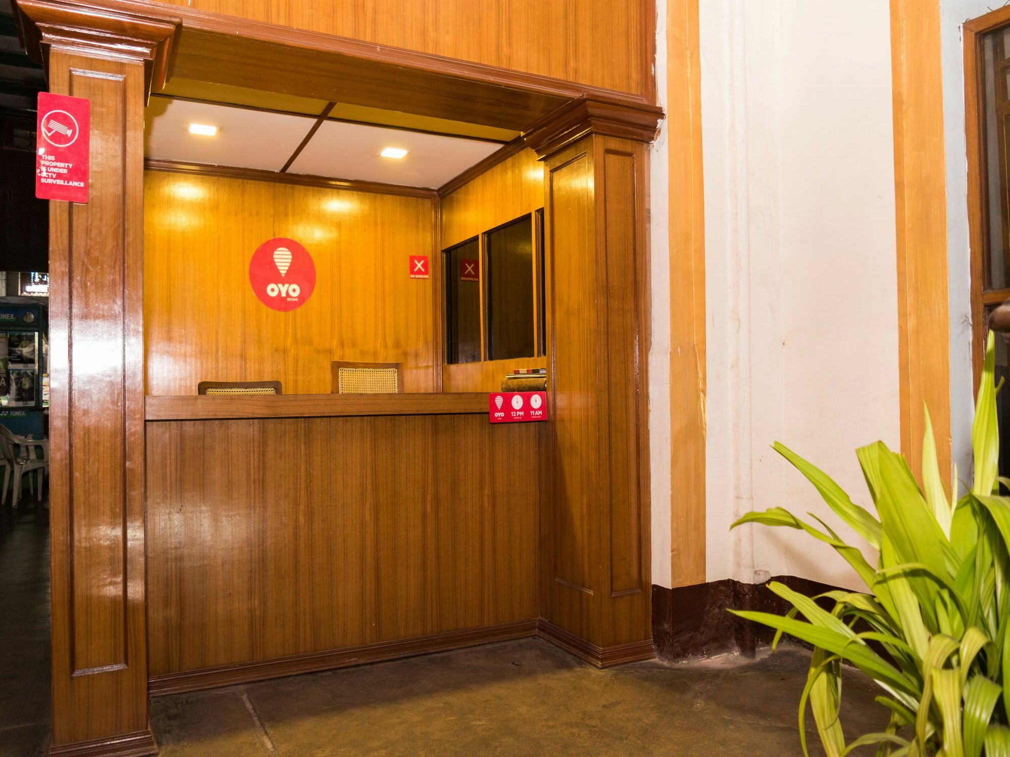 Oyo 5811 Seacom Inn Ymca Esplanade Calcutta Exteriör bild